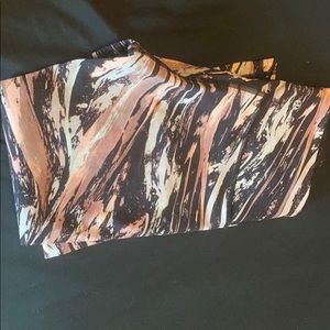 women’s lululemon wunder under crops